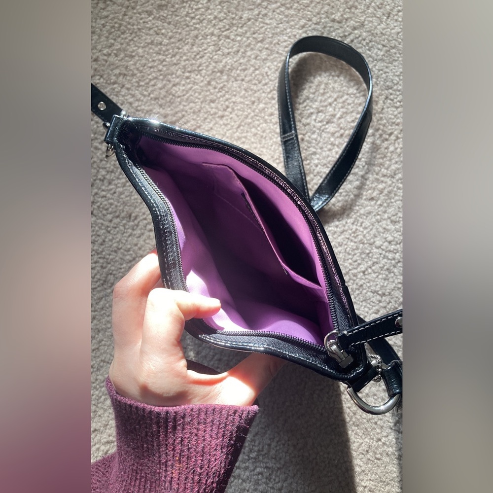 Hand Bag - Picture 4 of 4